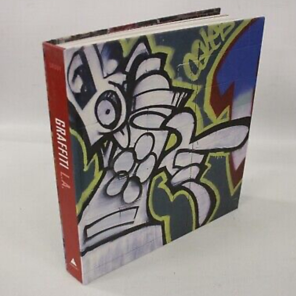 GRAFFITI L.A.

By: Steve Grody

Foreword by: James Prigoff

STREE STYLE AND ARTS